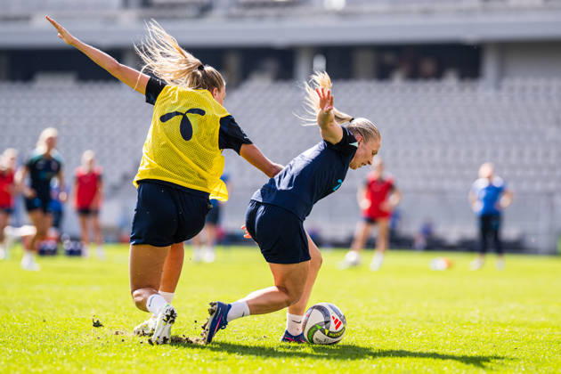 261008 Thea Bjelde of the Norwegian women’s national soccer team during a training session on October 8, 2026 in Bucharest. Photo by Marius Simensen, BILDBYRAN. Cop 238 bbeng women FIFA Women’s World Cup qualifier soccer football Norway practice training  Copyright: MARIUSxSIMENSEN BB261008BB238