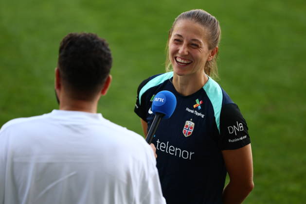 Women s National Soccer Team Prepares for World Cup Qualifiers Bucharest, Romania, October 8, 2026 Lisa Fjeldstad Naalsund and Frida Maanum during a training session at Stadionul Arcul de Triumf, before the World Cup qualifier against Romania. Photo by Nikola Krstic, NTB Romania, Bucharest. EDITORIAL USE ONLY. RESTRICTED USE FOR BETTING COMPANIES. Copyright: xNikolaxKrsticx xNTBx