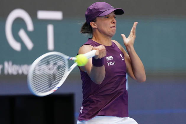 2026 China Open Women s Singles Round of 16 match in Beijing, China - 7 Oct 2026 Iga Swiatek of Poland plays against Iva Jovic of the United States (Not in view) during Women s Singles Round of 16 match on day eight of China Open at the National Tennis Center. Beijing China Copyright: xPolyxFeix xSOPAxImagesx 20261008_4408_120