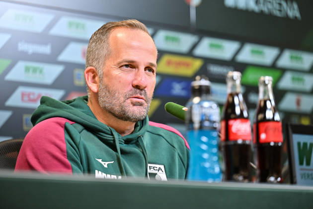 FC Augsburg Press Conference, October 8, 2026, AUGSBURG, GERMANY. Pictured: Manuel BAUM, FC Augsburg coach, at the press conference ahead of the Bundesliga match against FC Bayern. Copyright: xBEAUTIFULxSPORTS Goldbergx