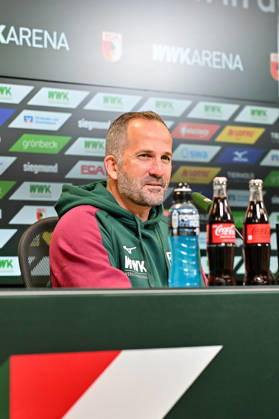 FC Augsburg Press Conference, October 8, 2026, AUGSBURG, GERMANY. Pictured: Manuel BAUM, FC Augsburg coach, at the press conference ahead of the Bundesliga match against FC Bayern. Copyright: xBEAUTIFULxSPORTS Goldbergx