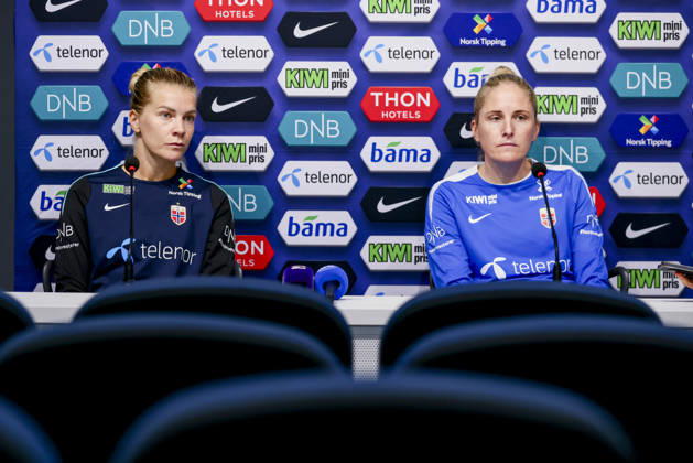 Women s National Soccer Team Prepares for World Cup Qualifiers Bucharest, Romania, October 8, 2026 Lisa Fjeldstad Naalsund and Frida Maanum during a training session at Stadionul Arcul de Triumf, before the World Cup qualifier against Romania. Photo by Nikola Krstic, NTB Romania, Bucharest. EDITORIAL USE ONLY. RESTRICTED USE FOR BETTING COMPANIES. Copyright: xNikolaxKrsticx xNTBx