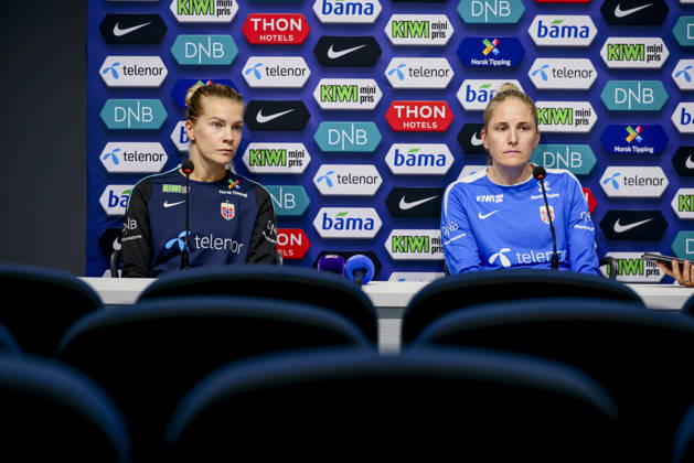 Women s National Soccer Team Prepares for World Cup Qualifiers Bucharest, Romania, October 8, 2026 Lisa Fjeldstad Naalsund and Frida Maanum during a training session at Stadionul Arcul de Triumf, before the World Cup qualifier against Romania. Photo by Nikola Krstic, NTB Romania, Bucharest. EDITORIAL USE ONLY. RESTRICTED USE FOR BETTING COMPANIES.  Copyright: xNikolaxKrsticx xNTBx