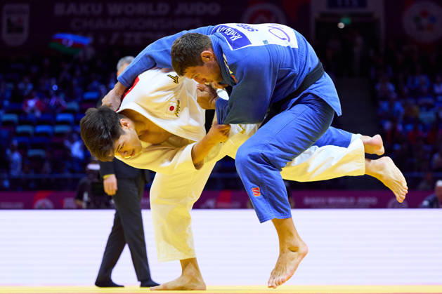 (L-R) Sanshiro Murao (JPN), Majdov Nemanja (SRB), OCTOBER 8, 2026 -Judo : World Judo Championships BAKU2026 Mens -90kgQuarter-final match at National Gymnastics Arena in Baku, Azerbaijan.  aflo_354298561 KenxAsakurax