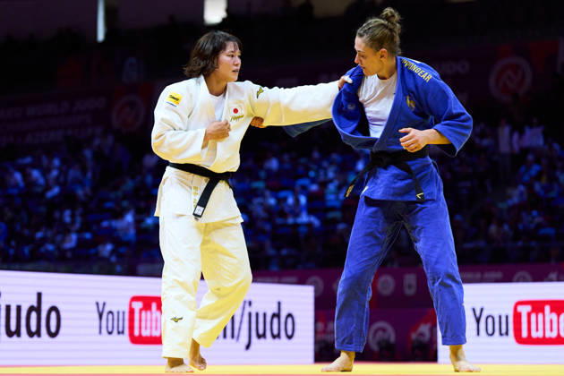 (L-R) Shiho Tanaka (JPN), Scoccimarro Giovanna (GER), OCTOBER 8, 2026 -Judo : World Judo Championships BAKU2026 Women s -70kg3rd Round match at National Gymnastics Arena in Baku, Azerbaijan.  aflo_354298654 KenxAsakurax