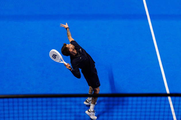 DÜSSELDORF, GERMANY - 8 OCTOBER 2026: Image shows Gonzalo Alfonso (ARG) during CUPRA Germany Premier Padel P2 2026 Day 5: Round of 16 at CASTELLO Düsseldorf on 8 10 2026 in Düsseldorf, Germany. Germany Copyright: xFröhlichxPascalx