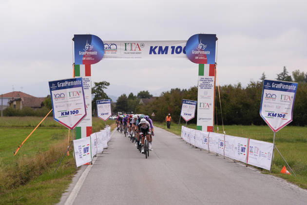 The pack rides during the 110th edition of the Gran Piemonte 2026 a 185 km one day race from Asti to Bra on October 08, 2026, Italy.  Copyright: xFabioxFerrari LaPressex