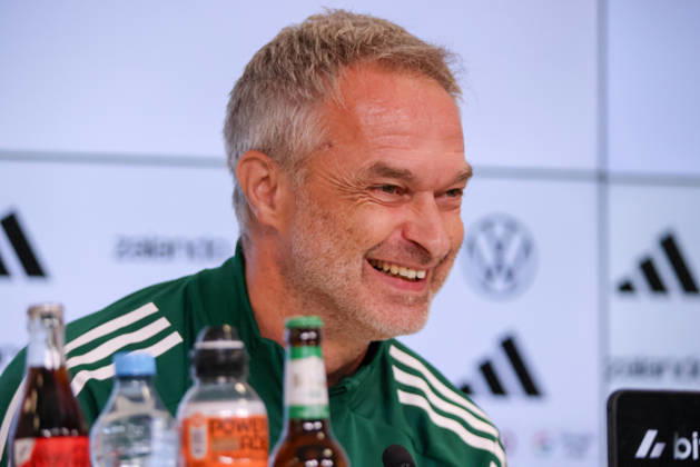 Karlsruhe, Germany, October 8, 2026 German Women s National Soccer Team Post-Match Press Conference: Friendly Match Germany vs. Australia Pictured: National Team Coach Christian Wück (Wueck) of Germany at the post-match press conference in Karlsruhe Copyright: HMBxMedia MadeleinexFantini