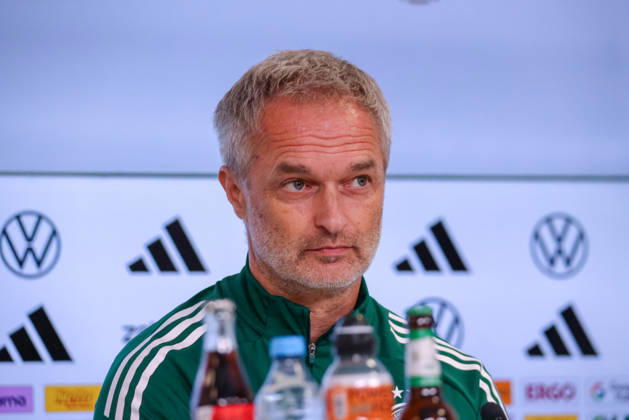 Karlsruhe, Germany, October 8, 2026 German Women s National Soccer Team Post-Match Press Conference: Friendly Match Germany vs. Australia Pictured: National Team Coach Christian Wück (Wueck) of Germany at the post-match press conference in Karlsruhe Copyright: HMBxMedia MadeleinexFantini