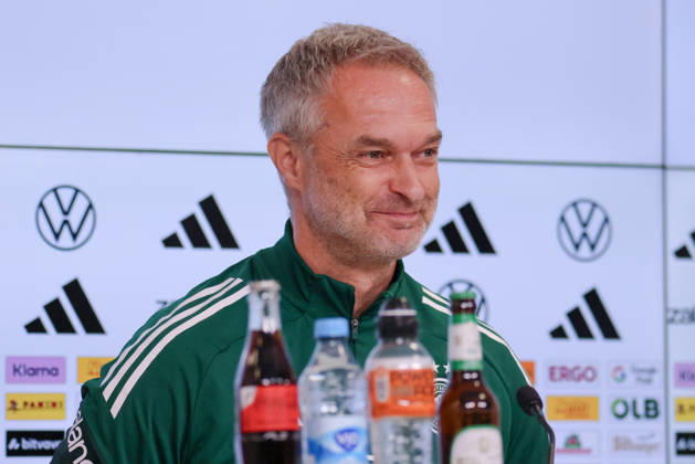Karlsruhe, Germany, October 8, 2026 German Women s National Soccer Team Post-Match Press Conference: Friendly Match Germany vs. Australia Pictured: The German team at the post-match press conference in Karlsruhe Copyright: HMBxMedia MadeleinexFantini