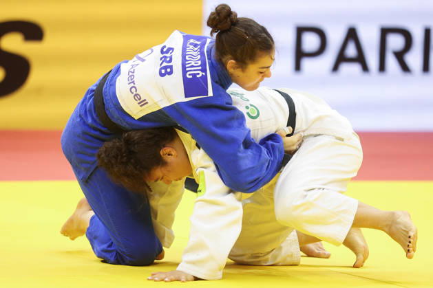 AZERBAIJAN, BAKU - OCTOBER 8, 2026: Madina Taimazova (bottom) of Russia and Aleksandra Andric of Serbia compete in their -70 kg bout as part of the 2026 World Judo Championships at the National Gymnastics Arena. Mikhail Sinitsyn TASS  98954767