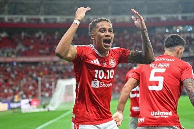 RECORD DATE NOT STATED 7th October 2026; Beira-Rio Stadium, Porto Alegre, Brazil; Brazilian Serie A Football, Internacional versus Corinthians; Vitinho of Internacional celebrates his goal in the 11th minute to go up 1-0 MaxxPeixoto DiaEsportivo