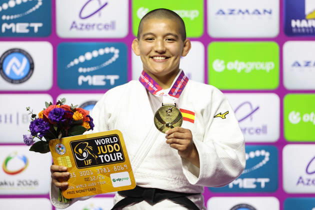 AZERBAIJAN, BAKU - OCTOBER 8, 2026: 1st placed Ai Tsunoda Roustant of Spain pose during an award ceremony for the women s -70 kg category during the 2026 World Judo Championships at the National Gymnastics Arena. Mikhail Sinitsyn TASS 98956123