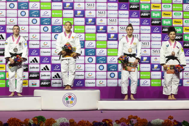 AZERBAIJAN, BAKU - OCTOBER 8, 2026: 2nd placed Giovanna Scoccimarro of Germany, 1st placed Ai Tsunoda Roustant of Spain, 3rd placed Michaela Polleres of Austria and Madina Taimazova (L-R) of Russia pose during an award ceremony for the women s -70 kg category during the 2026 World Judo Championships at the National Gymnastics Arena. Mikhail Sinitsyn TASS  98956125