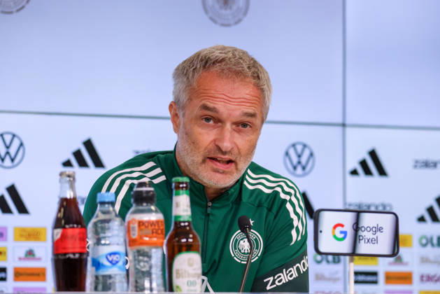 Karlsruhe, Germany, October 8, 2026 German Women s National Soccer Team Post-Match Press Conference: Friendly Match Germany vs. Australia Pictured: National Team Coach Christian Wück (Wueck) of Germany at the post-match press conference in Karlsruhe Copyright: HMBxMedia MadeleinexFantini