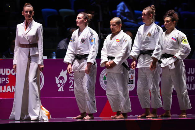 AZERBAIJAN, BAKU - OCTOBER 8, 2026: 2nd placed Giovanna Scoccimarro of Germany, 1st placed Ai Tsunoda Roustant of Spain, 3rd placed Michaela Polleres of Austria and Madina Taimazova of Russia are pictured during an award ceremony for the women s -70 kg category as part of the 2026 World Judo Championships at the National Gymnastics Arena. Mikhail Sinitsyn TASS  98957030