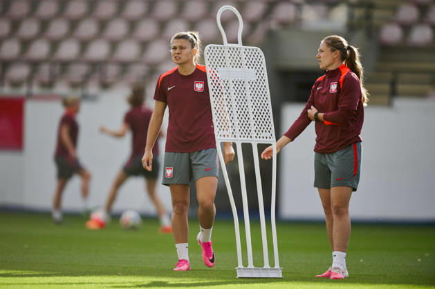 08.10.2026 LEUVEN , PILKA NOZNA KOBIET ( WOMEN S FOOTBALL) TRENING OFICJALNY PRZED POLFINALEM BARAZY MISTRZOSTW SWIATA 2027 TRENING NZ. MARTYNA WIANKOWSKA ALEKSANDRA ZAREMBA FOTO RADOSLAW JOZWIAK CYFRASPORT NEWSPIX.PL --- Newspix.pl RA2_6230