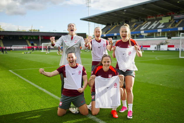 08.10.2026 LEUVEN , PILKA NOZNA KOBIET ( WOMEN S FOOTBALL) TRENING OFICJALNY PRZED POLFINALEM BARAZY MISTRZOSTW SWIATA 2027 TRENING NZ. WERONIKA ZAWISTOWSKA, NATALIA RADKIEWICZ, PATRYCJA SARAPATA, PAULINA DUDEK, WIKTORIA ZIENIEWICZ FOTO RADOSLAW JOZWIAK CYFRASPORT NEWSPIX.PL --- Newspix.pl  RA3_1888