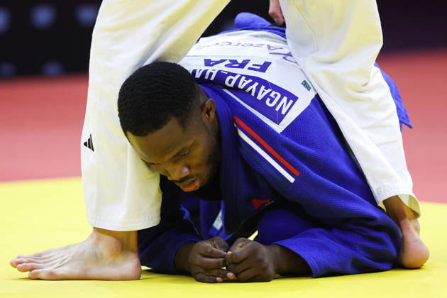 AZERBAIJAN, BAKU - OCTOBER 8, 2026: Maxime-Gael Ngayap Hambou of France is pictured during a -90 kg bout against Boris Rutovic of Serbia as part of the 2026 World Judo Championships at the National Gymnastics Arena. Mikhail Sinitsyn TASS  98958542