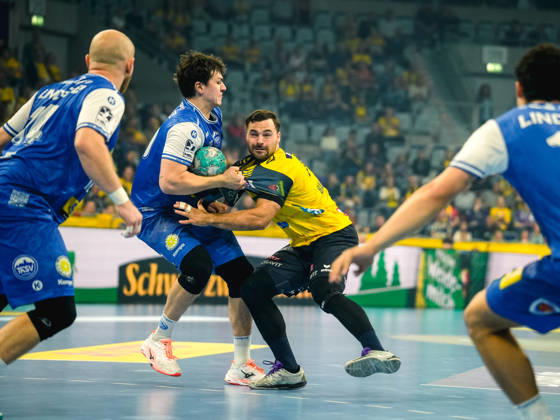 October 8, 2026, xwppx, Opel HBL Handball, Rhein-Neckar Löwen vs. ThSV Eisenach; from left: Dani Baijens, Rhein-Neckar Löwen