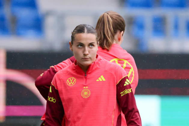 Karlsruhe, Germany, October 8, 2026 German Women s National Soccer Team Final Training Session Friendly Match: Germany vs. Australia Pictured: Carlotta Wamser, Germany Copyright: HMBxMedia MadeleinexFantini
