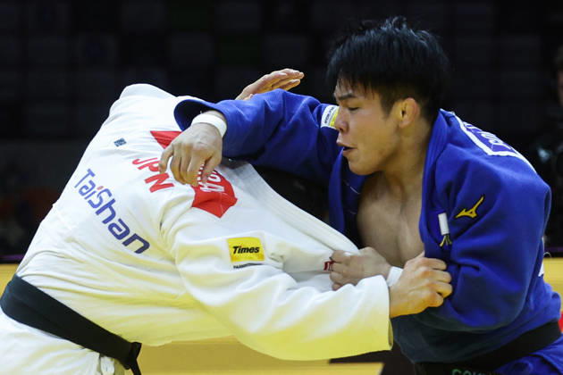 AZERBAIJAN, BAKU - OCTOBER 8, 2026: Sanshiro Murao (L) of Japan and Goki Tajima of Japan compete in their -90 kg bout as part of the 2026 World Judo Championships at the National Gymnastics Arena 2026 World Judo Championships In Baku  - ZUMAt113 20261008_zaa_t113_641 Copyright: xMikhailxSinitsynx