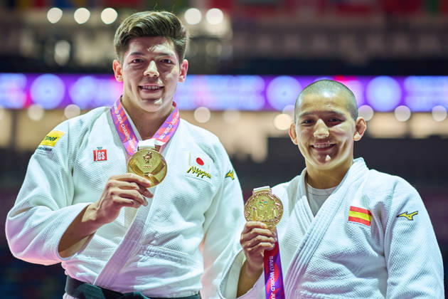 (L-R) Sanshiro Murao (JPN), Tsunoda Roustant Ai (ESP), OCTOBER 8, 2026 -Judo : World Judo Championships BAKU2026 at National Gymnastics Arena in Baku, Azerbaijan.  aflo_354330850 KenxAsakurax