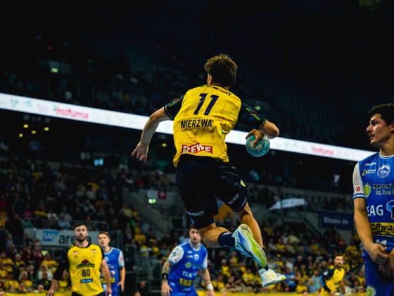 October 8, 2026, xwppx, Opel HBL Handball, Rhein-Neckar Löwen vs. ThSV Eisenach, from left: Niclas Mierzwa, Rhein-Neckar Löwen