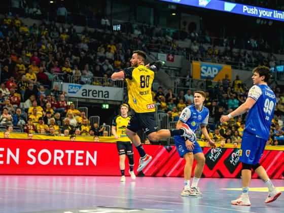 October 8, 2026, xwppx, Opel HBL Handball, Rhein-Neckar Löwen vs. ThSV Eisenach, from left: Jannik Kohlbacher, Rhein-Neckar Löwen