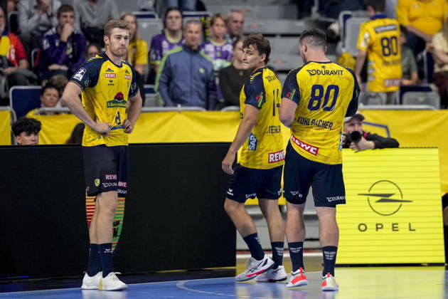 From left: Tim Nothdurft (RNL), 8, Gino Steenaerts (RNL), 14, Jannik Kohlbacher RNL, 80, Rhein-Neckar Löwen player, looking disappointed, disappointment, frustration, pessimistic, action, game scene, October 8, 2026, Mannheim, Germany, handball, Bundesliga, Rhein-Neckar Löwen vs. ThSV Eisenach xozx
