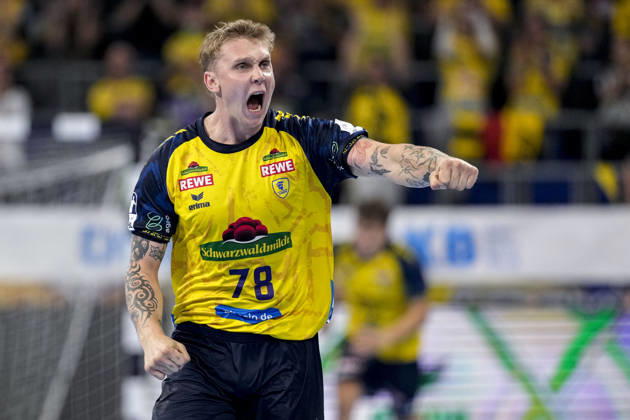 Edwin Aspenbäck RNL, 78, a player for the Rhein Neckar Löwen, celebrates a goal, celebration, cheering, goal celebration, goal scored, celebrate the goal, goal, celebration, celebrating the goal, joy, happiness, happy, optimistic, positive, game scene, highlight, still image, single photo, action, October 8, 2026, Mannheim, Germany, handball, Bundesliga, Rhein-Neckar Löwen vs. ThSV Eisenach xozx