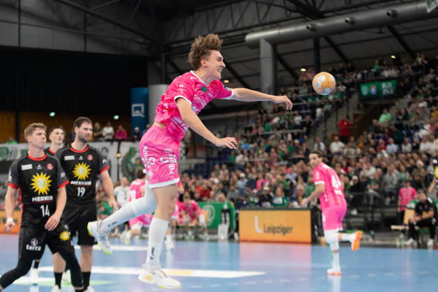 Handball, HBL2: SC DHfK Leipzig vs. TuS N Lübbecke, October 8, 2026; Anton Voß 34; SC DHfK Leipzig with a shot; Handball, 2nd Bundesliga, 2026–2027 season, Matchday 7: SC DHfK Leipzig vs. TuS N Lübbecke on October 8, 2026, at the Quarterback Immobilien Arena Leipzig Copyright: xBEAUTIFULxSPORTS JanxKaeferx