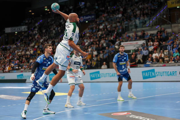 Cyrill Akakpo, HSG Wetzlar, 20 on the shot GER, TVB Stuttgart vs. HSG Wetzlar, Handball, Opel Handball Bundesliga, Matchday 8, 2026–2027 season, October 8, 2026, GER, TVB Stuttgart vs. HSG Wetzlar, Handball, Opel Handball Bundesliga, Matchday 8, 2026–2027 season, October 8, 2026, Stuttgart Copyright: xEibner-Pressefoto SoerenxHerwegx EP_SHG