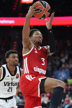 MarJon Beauchamp, FC Bayern Basketball, 03, with Derrick Alston Jr., Virtus Bologna, 21, GER, FC Bayern Basketball vs. Virtus Bologna, Basketball, EuroLeague, Matchday 4, 2026–2027 Season, October 8, 2026, GER, FC Bayern Basketball vs. Virtus Bologna, Basketball, EuroLeague, Matchday 4, 2026–2027 Season, October 8, 2026, Munich Copyright: xEibner-Pressefoto JennixMaulx EP_JML