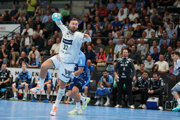 Nikolaj Laesoe, HSG Wetzlar, 32 (GER), TVB Stuttgart vs. HSG Wetzlar, Handball, Opel Handball Bundesliga, Matchday 8, 2026–2027 Season, October 8, 2026 GER, TVB Stuttgart vs. HSG Wetzlar, Handball, Opel Handball Bundesliga, Matchday 8, 2026–2027 season, October 8, 2026 Stuttgart Copyright: xEibner-Pressefoto SoerenxHerwegx EP_SHG