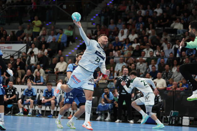 Nikolaj Laesoe, HSG Wetzlar, 32 (GER), TVB Stuttgart vs. HSG Wetzlar, Handball, Opel Handball Bundesliga, Matchday 8, 2026–2027 Season, October 8, 2026 GER, TVB Stuttgart vs. HSG Wetzlar, Handball, Opel Handball Bundesliga, Matchday 8, 2026–2027 season, October 8, 2026 Stuttgart Copyright: xEibner-Pressefoto SoerenxHerwegx EP_SHG
