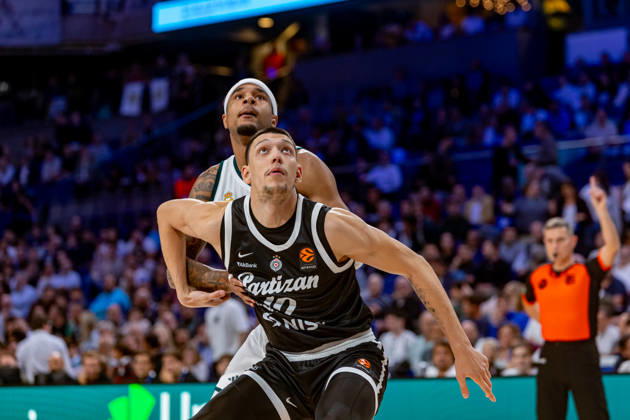 ESP Euroleague: Real Madrid vs. Partizan Belgrade. Chuma Okeke of Real Madrid and Nikola Tanaskovic of Partizan during the Euroleague game between Real Madrid and Partizan Mozzart Bet Belgrade, played at Movistar Arena on October 8, 2026, in Madrid, Spain. Madrid, Spain. Basketball Copyright: xAlbaxPachecox xAgenciaxLOFx