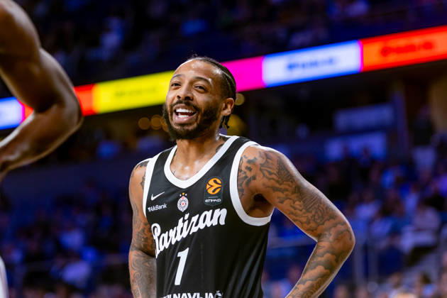 ESP Euroleague: Real Madrid vs. Partizan Belgrade. Carlik Jones of Partizan during the Euroleague game between Real Madrid and Partizan Mozzart Bet Belgrade, played at Movistar Arena Stadium on October 8, 2026, in Madrid, Spain. Madrid, Spain. Basketball Copyright: xAlbaxPachecox xAgenciaxLOFx