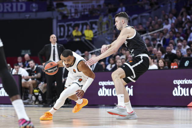 October 8, 2026, Madrid, Madrid, Spain: Timothe Luwawu-Cabarr Ot of Real Madrid and Mario Nakic of Partizan Mozzart Bet Belgrade in action during the Euroleague Basketball Regular Season Round 4 game between Real Madrid v Partizan Mozzart Bet Belgrade at Movistar Arena on October 08, 2026 in Madrid, Spain. Real Madrid V Partizan Mozzart Bet Belgrade - Euroleague 2025 2026 - ZUMAa181 20261008_zaa_a181_230 Copyright: xIrinaxR.xHipolitox