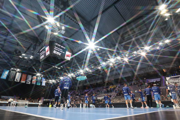 The TVB Stuttgart team warming up GER, TVB Stuttgart vs. HSG Wetzlar, Handball, Opel Handball Bundesliga, Matchday 8, 2026–2027 season, October 8, 2026, GER, TVB Stuttgart vs. HSG Wetzlar, Handball, Opel Handball Bundesliga, Matchday 8, 2026–2027 season, October 8, 2026, Stuttgart Copyright: xEibner-Pressefoto SoerenxHerwegx EP_SHG