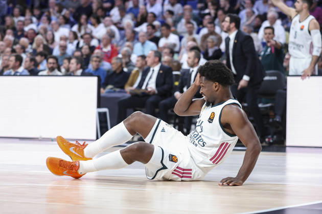 October 8, 2026, Madrid, Madrid, Spain: Andres Feliz of Real Madrid hurts during the Euroleague Basketball Regular Season Round 4 game between Real Madrid v Partizan Mozzart Bet Belgrade at Movistar Arena on October 08, 2026 in Madrid, Spain. Real Madrid V Partizan Mozzart Bet Belgrade - Euroleague 2025 2026  - ZUMAa181 20261008_zaa_a181_243 Copyright: xIrinaxR.xHipolitox