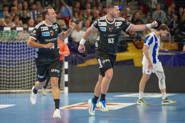 Pictured: Mijajlo Marsenic, Fuechse Berlin, 93, goal, score, celebration, goal celebration, joy, excitement, celebrating, cheering, October 8, 2026, Fuechse Berlin vs. FC Porto, EHF Handball Champions League, 2026–27 season, Max Schmeling Halle Copyright: HMBxMedia xPascalxSpanehl