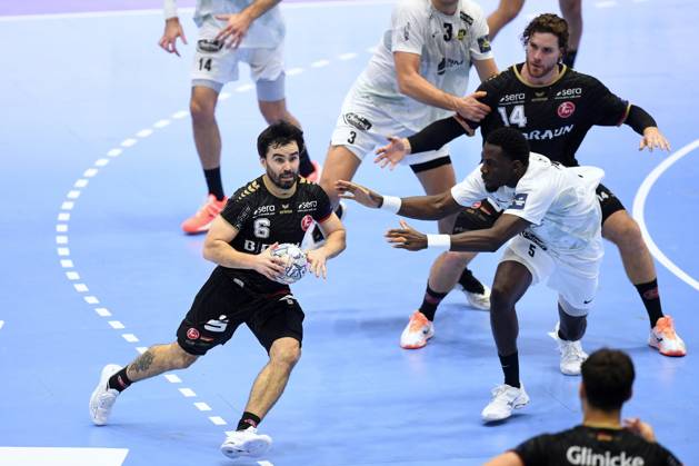 Erik Balenciaga, MT Melsungen 6 (on the ball), Andre Wenkegheu Tchambou, HBC Nantes 5, Johannes Golla, MT Melsungen 14 (R), GER, MT Melsungen vs. HBC Nantes (FRA), Handball, Men’s Champions League, Group Matches, 2026–2027 Season, October 8, 2026, GER, MT Melsungen vs. HBC Nantes Handball, Men’s Champions League, Group Match, 2026–2027 Season, October 8, 2026, Kassel Copyright: xEibner-Pressefotox xRolandxSippelx EP_RSL