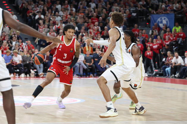 MarJon Beauchamp, FC Bayern Basketball, 03; Kessler Edwards, Virtus Bologna, 09; GER; FC Bayern Basketball vs. Virtus Bologna; Basketball; EuroLeague; Matchday 4; 2026–2027 Season; October 8, 2026, GER, FC Bayern Basketball vs. Virtus Bologna, Basketball, EuroLeague, Matchday 4, 2026–2027 Season, October 8, 2026, Munich Copyright: xEibner-Pressefoto JennixMaulx EP_JML