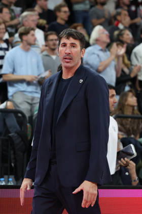 Alex Mumbru, Virtus Bologna, Head Coach, GER, FC Bayern Basketball vs. Virtus Bologna, Basketball, EuroLeague, Matchday 4, 2026–2027 Season, October 8, 2026, GER, FC Bayern Basketball vs. Virtus Bologna, Basketball, EuroLeague, Round 4, 2026–2027 Season, October 8, 2026, Munich Copyright: xEibner-Pressefoto JennixMaulx EP_JML