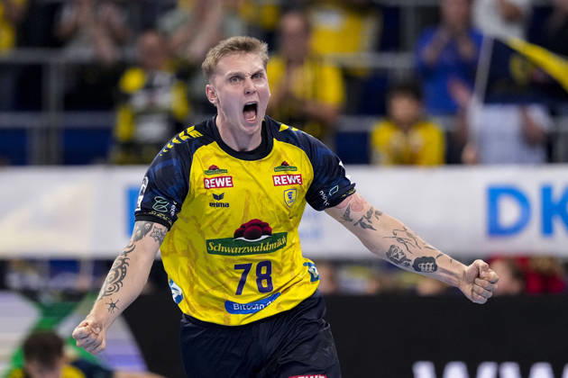 Edwin Aspenbäck RNL, 78, a player for the Rhein Neckar Löwen, celebrates a goal, celebration, cheering, goal celebration, goal scored, celebrate the goal, goal, celebration, celebrating the goal, joy, happiness, happy, optimistic, positive, game scene, highlight, single frame, single photo, action, October 8, 2026, Mannheim, Germany, handball, Bundesliga, Rhein-Neckar Löwen vs. ThSV Eisenach xozx