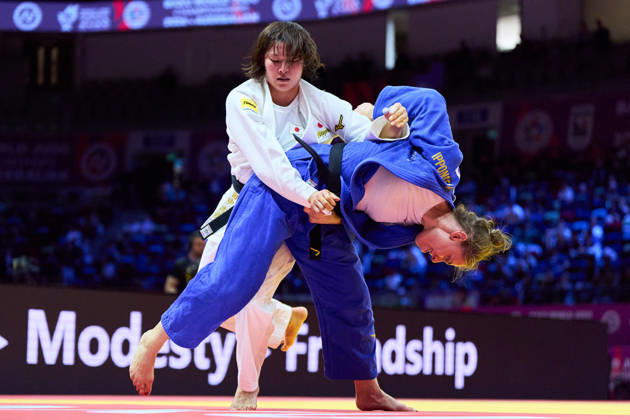 (L-R) Shiho Tanaka (JPN), Scoccimarro Giovanna (GER), OCTOBER 8, 2026 -Judo : World Judo Championships BAKU2026 Women s -70kg3rd Round match at National Gymnastics Arena in Baku, Azerbaijan.  aflo_354386755 KenxAsakurax
