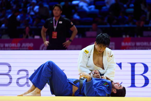 (Top-Bottom) Goki Tajima (JPN),, Fatiyev Murad (AZE), OCTOBER 8, 2026 -Judo : World Judo Championships BAKU2026 Mens -90kgSemi-final match at National Gymnastics Arena in Baku, Azerbaijan.  aflo_354386826 KenxAsakurax