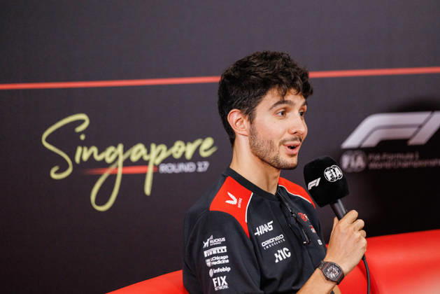 October 8, 2026, Singapore, Singapore: Esteban Ocon of France and the TGR Haas F1 Team seen during the drivers press conference, PK, Pressekonferenz ahead of the F1 Grand Prix of Singapore at the Marina Bay Street Circuit. Singapore Singapore - ZUMAs197 20261008_aaa_s197_130 Copyright: xGeorgexHitchensx