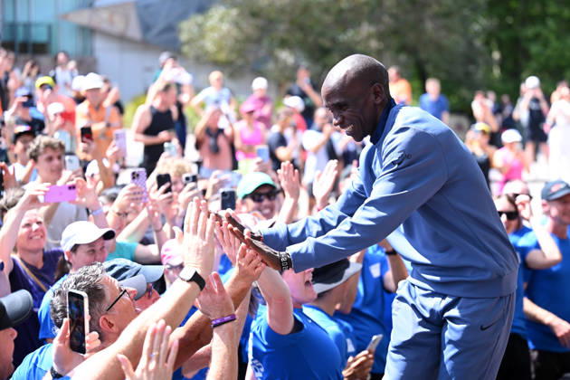 ELIUD KIPCHOGE MELBOURNE MARATHON OP, Elite marathon athlete Eliud Kipchoge during a fan event ahead of the Melbourne Marathon, in Melbourne, Friday, October 9, 2026. ( NO ARCHIVING MELBOURNE VICTORIA Australia Copyright: xJAMESxROSSx 20261009151615863726